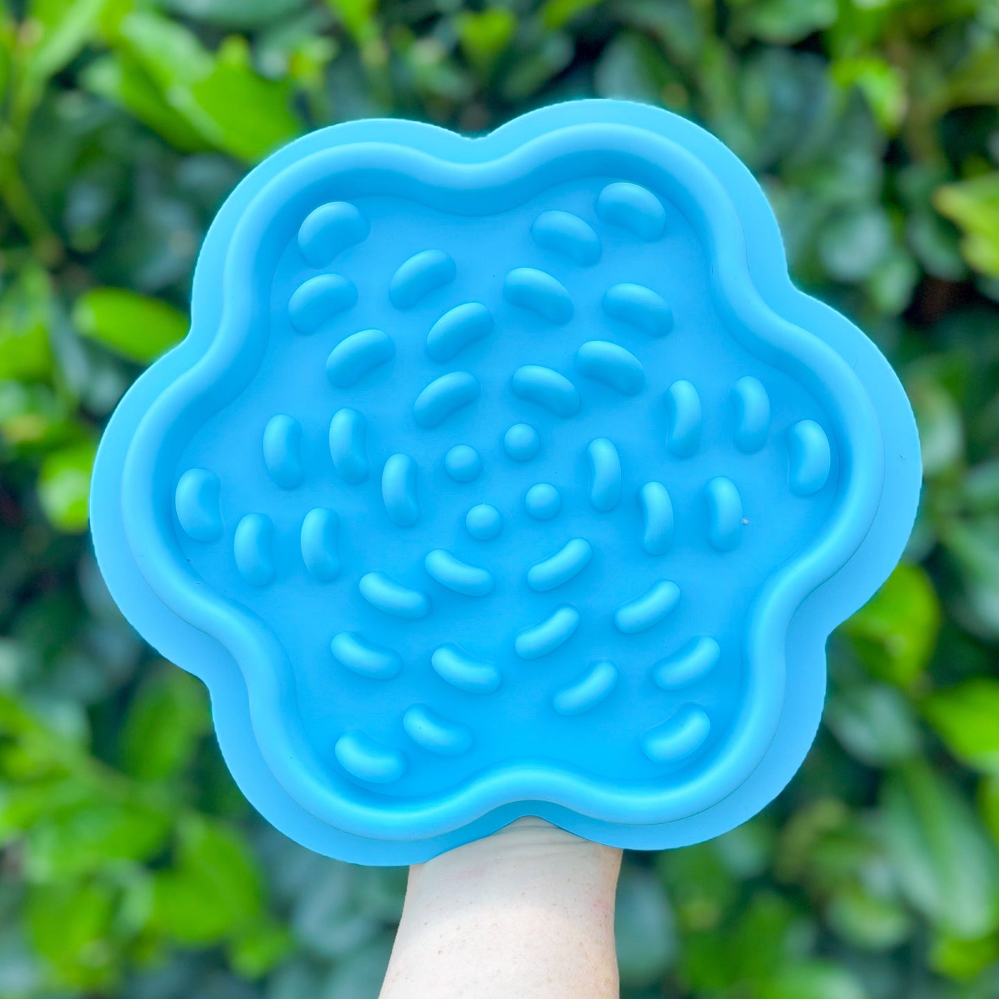 "Hexantha" Silicone Slow Feeder | Aqua
