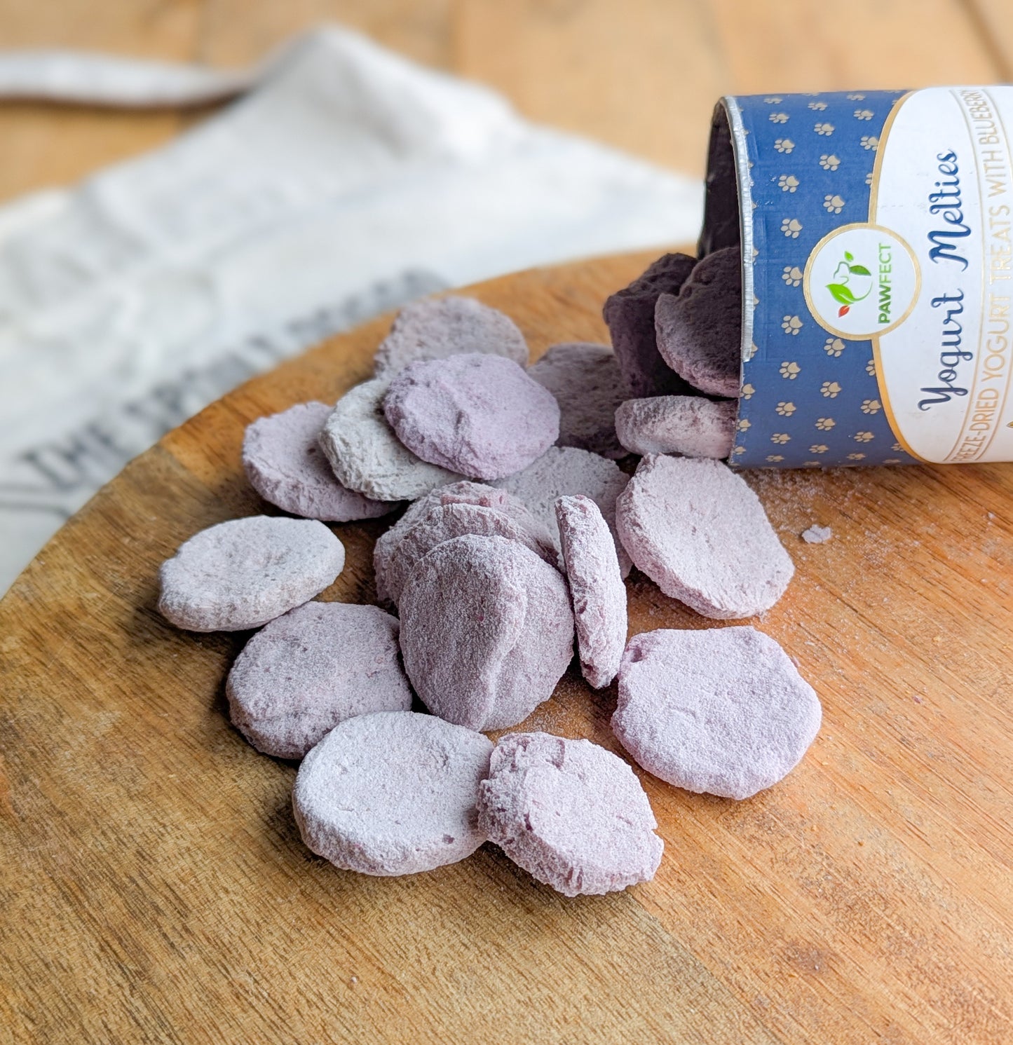 Pawfect Yogurt Melties Prebiotic and Probiotic Treats | Blueberry, Blue Spirulina, Cranberries & Mint