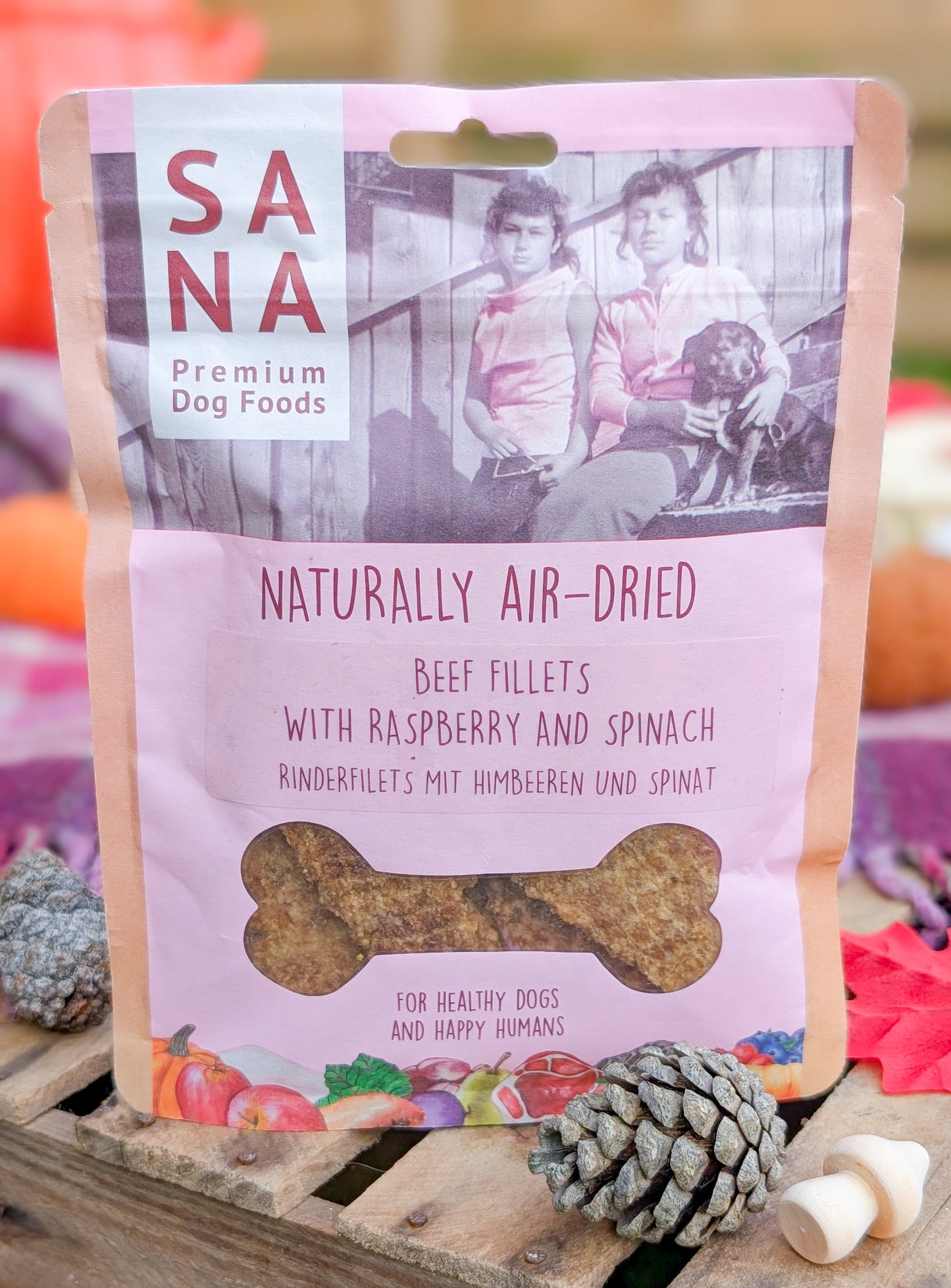 SANADOG | Beef Fillets with Raspberries and Spinach