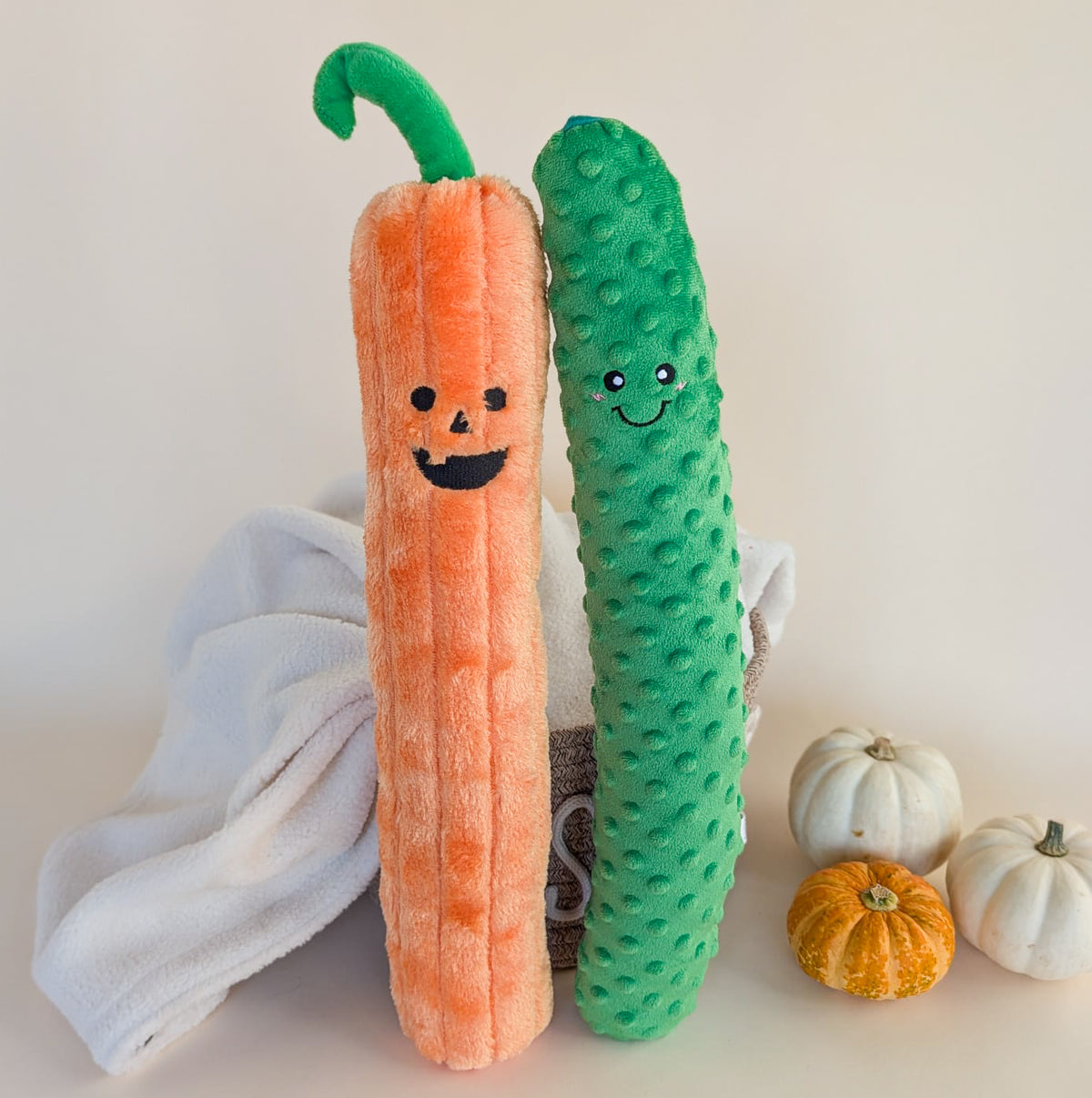 ZippyPaws Halloween Pumpkin Jigglerz®