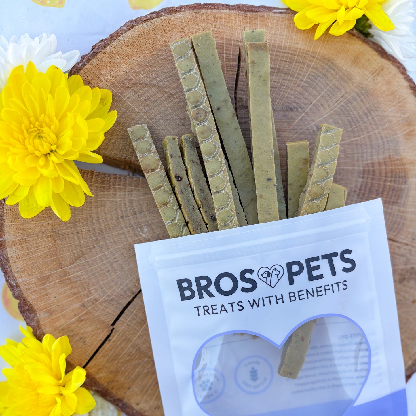 Bros Pets | Rabbit & Blueberry Strips