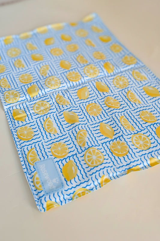 Lemon Print Cooling Mat