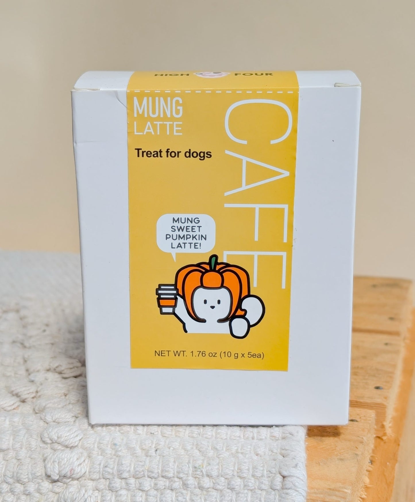 High Four | Mung Dog Latte