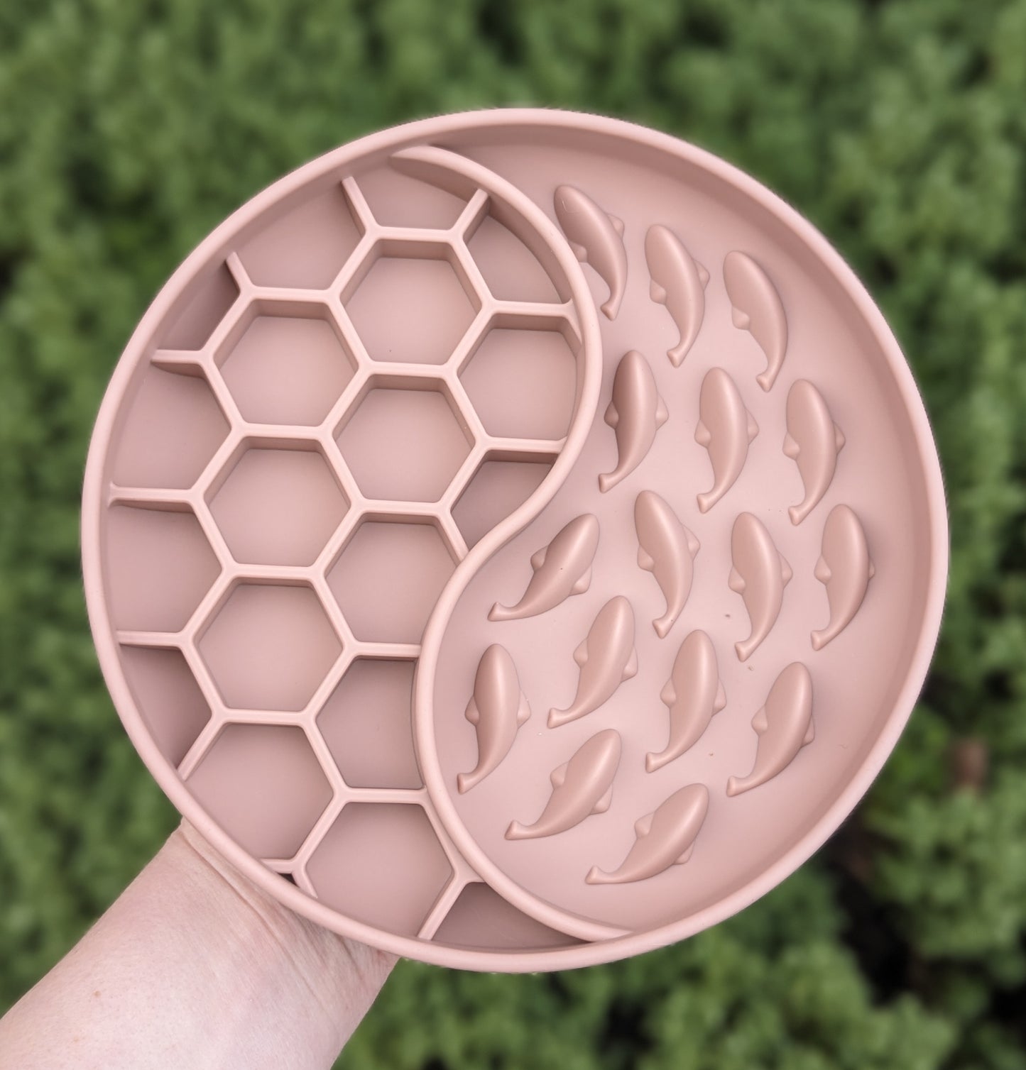 Honeycomb Dreams Slow Feeder Bowl | Blush