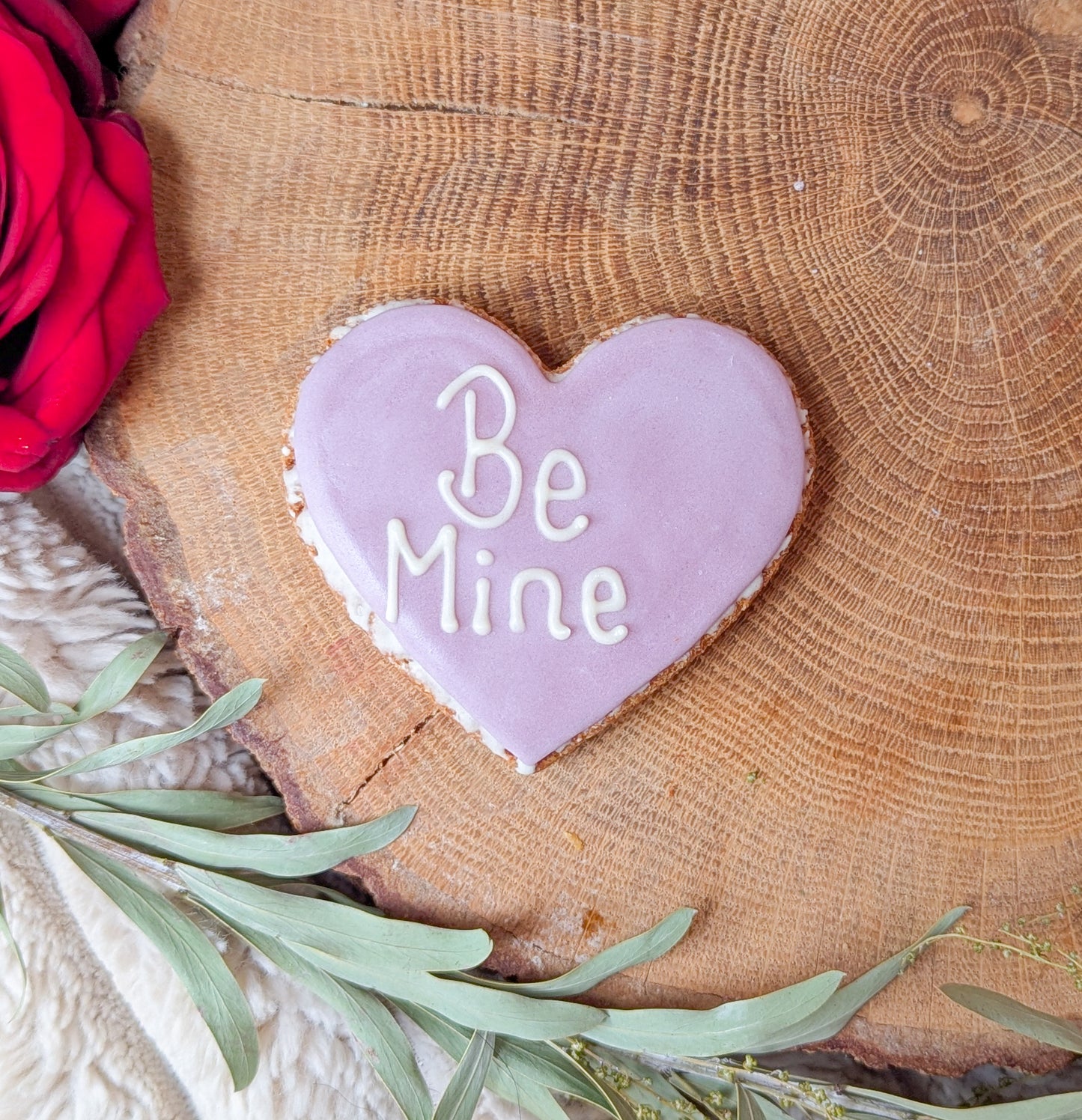 Nelson's Treats | 'Be Mine' Iced Heart Biscuit