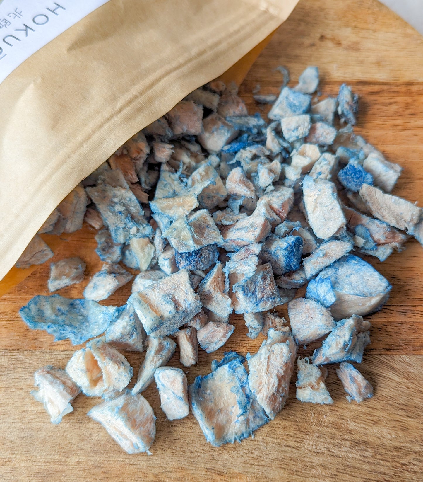 Chicken & Blue Spirulina Freeze-Dried Treats ❘ Hokuō