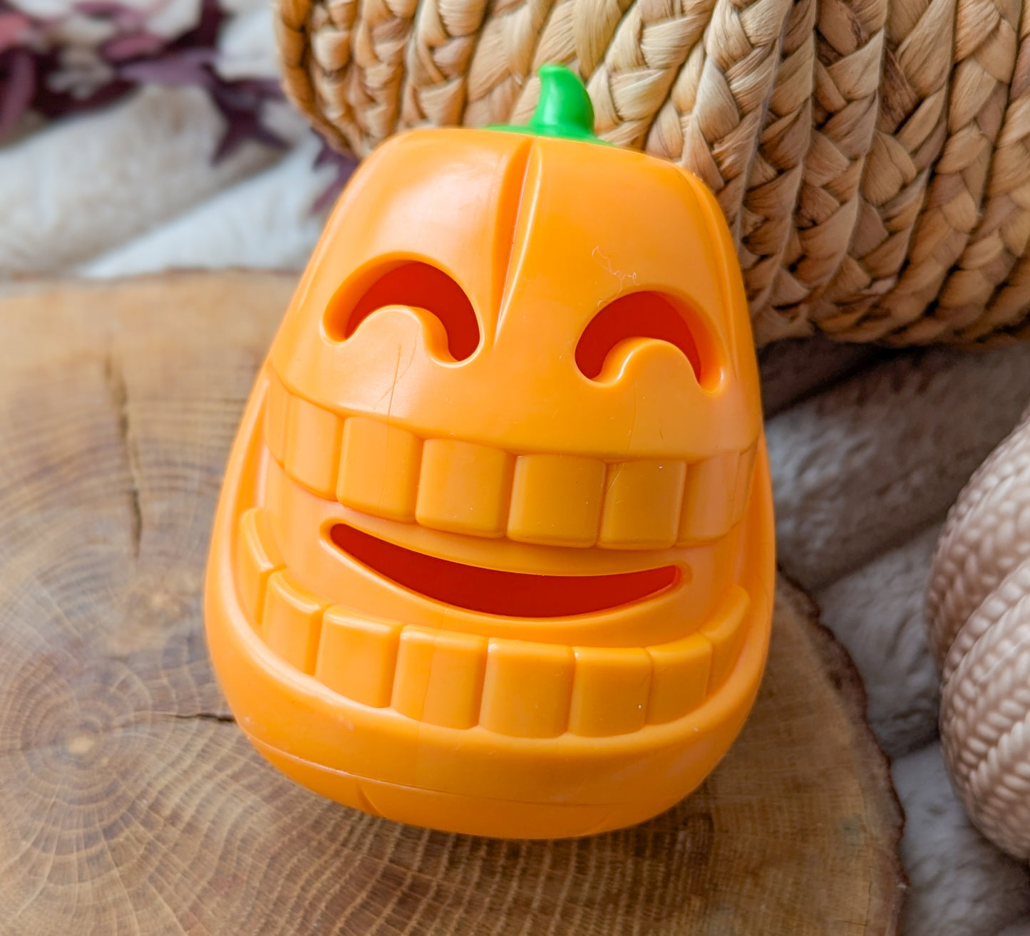 Pumpkin Treat Dispenser | Glowing Orange