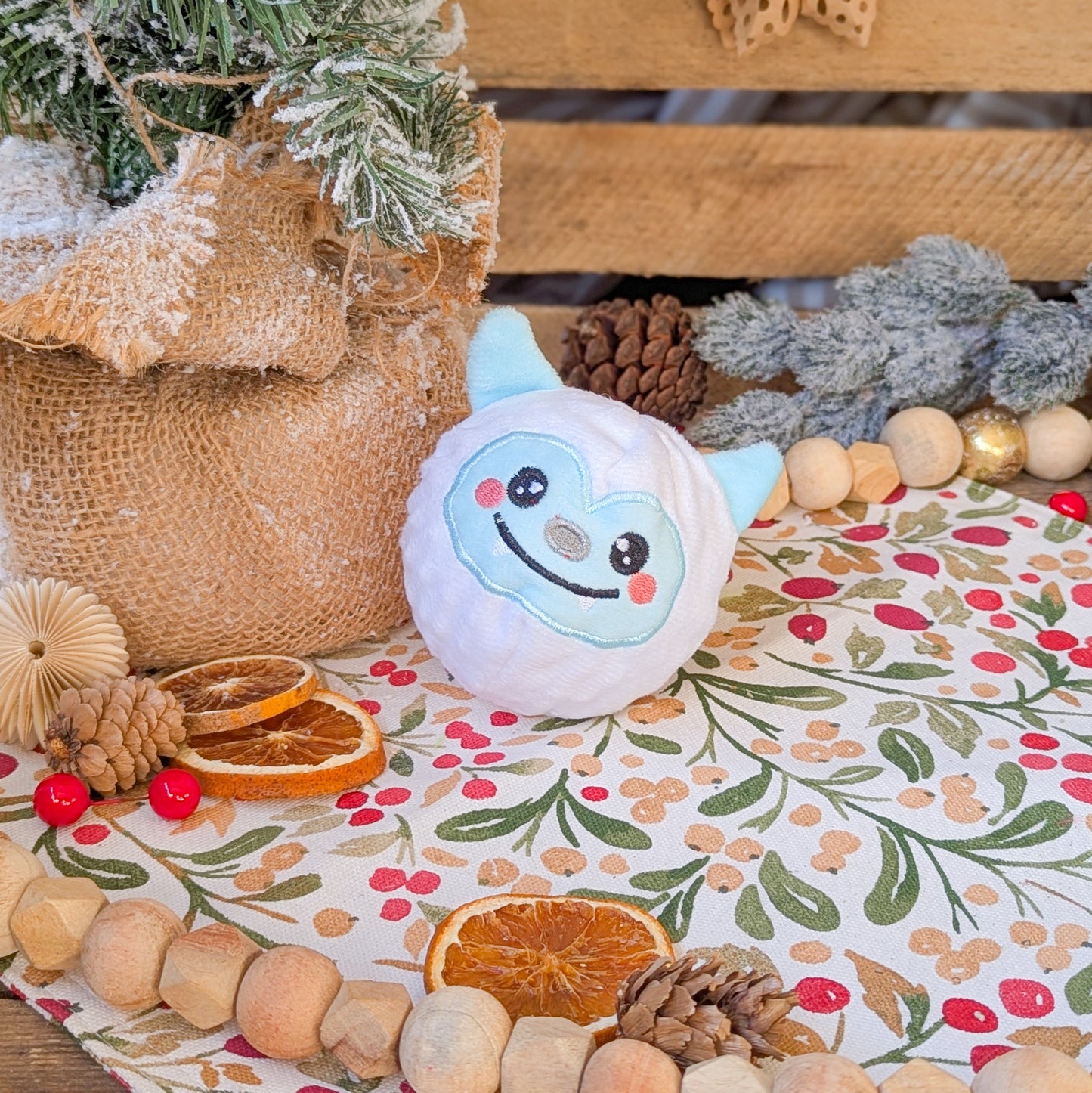 Hugsmart | Happy Woofmas Yeti Dog Ball Toy