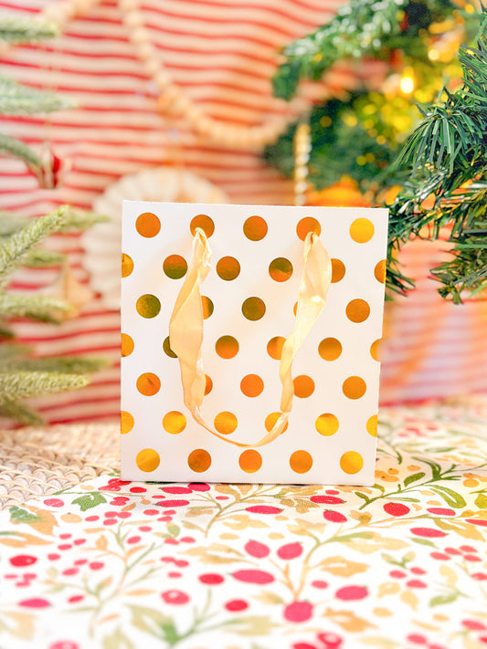 🎁🎄 FESTIVE FRIDAY FROLIC | OUR BEST FIVER FRIDAY OF THE YEAR! 🎄🎁