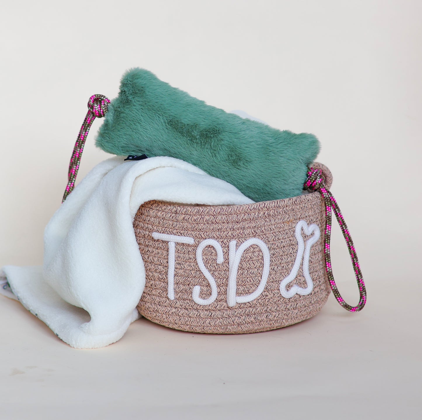 Alfie & Lu | Eco Tug Toy