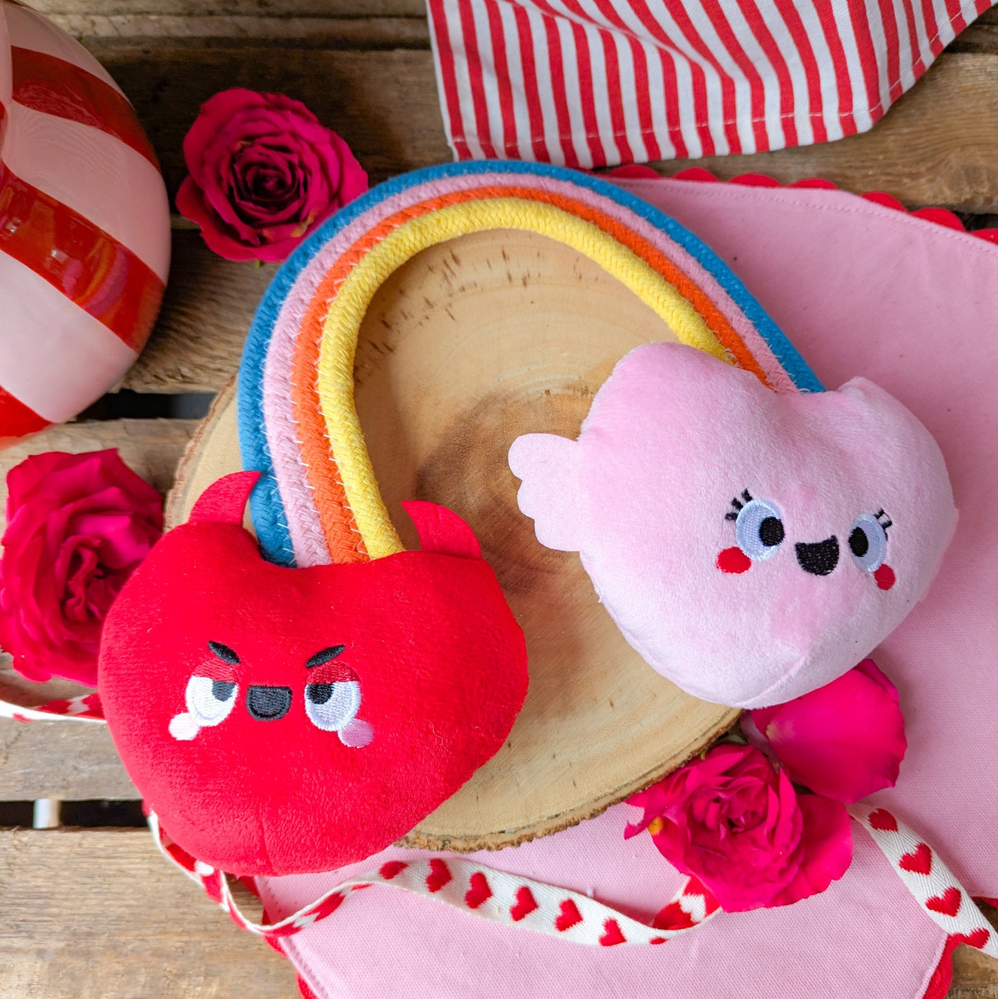 Hugsmart Rope Toy | Rainbow Heart