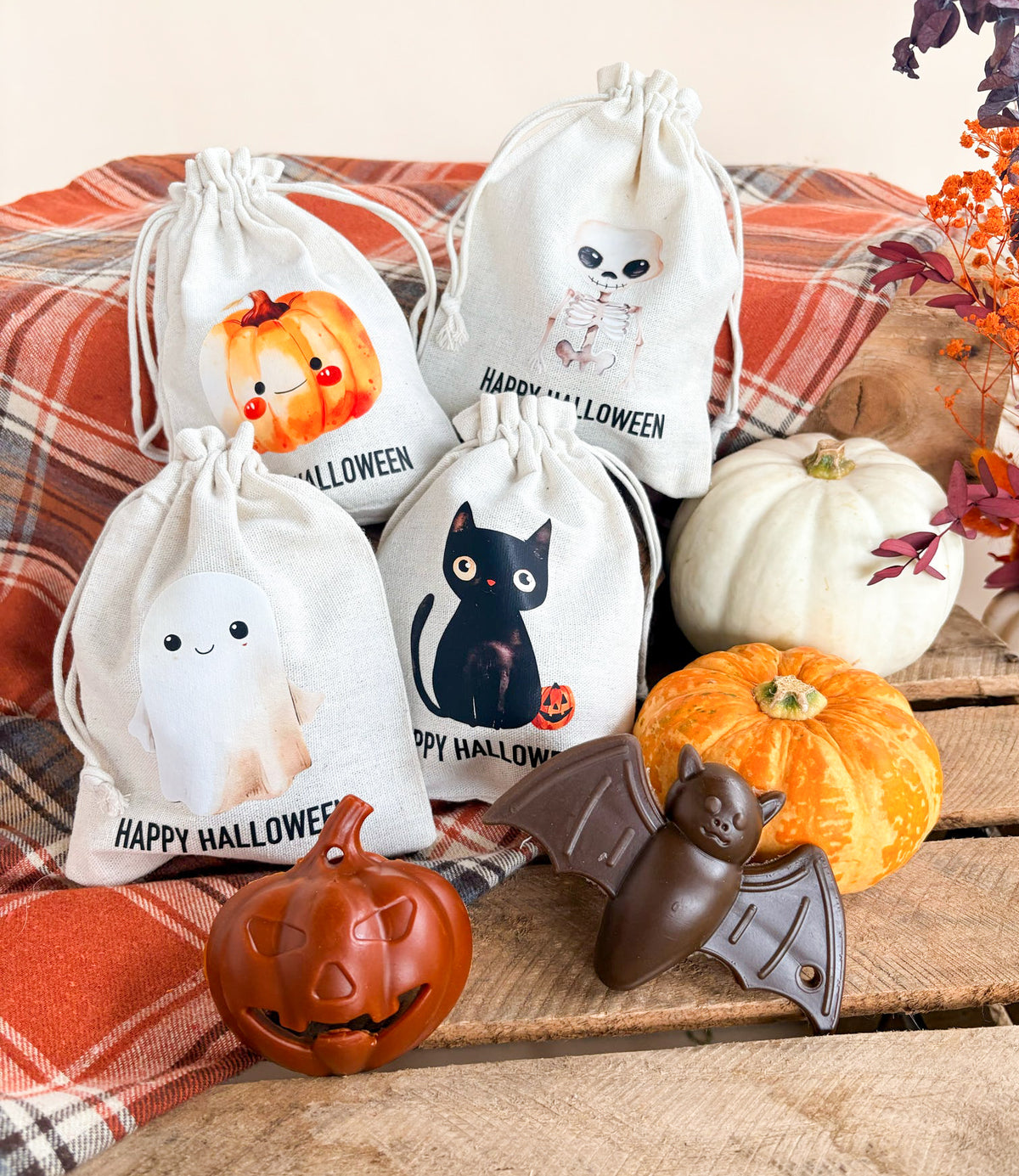 Mini Cuties Jute Bag Filled With Halloween Chicken & Pumpkin Chews 🦇 🎃
