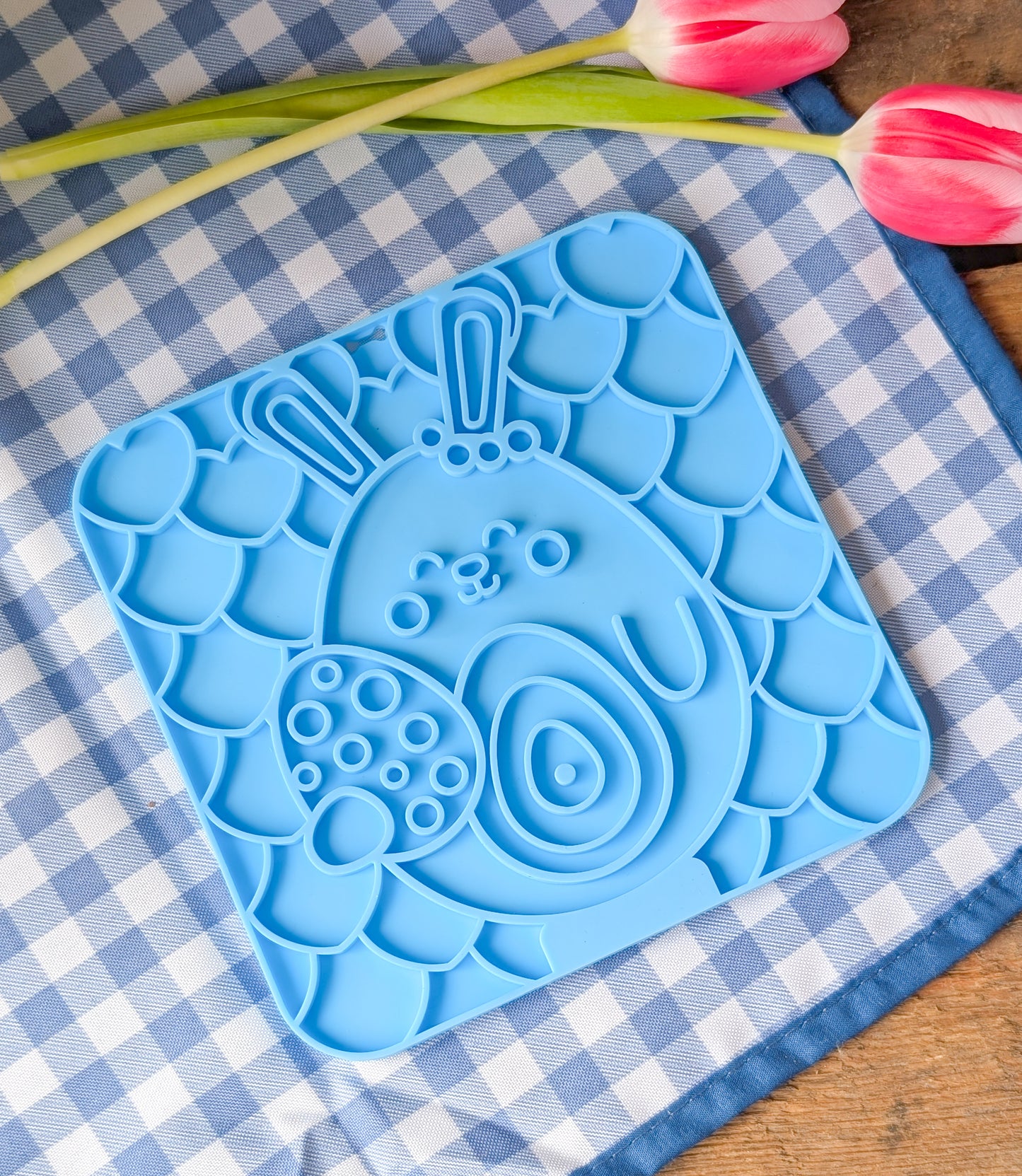 Easter Bunny Lick Mat