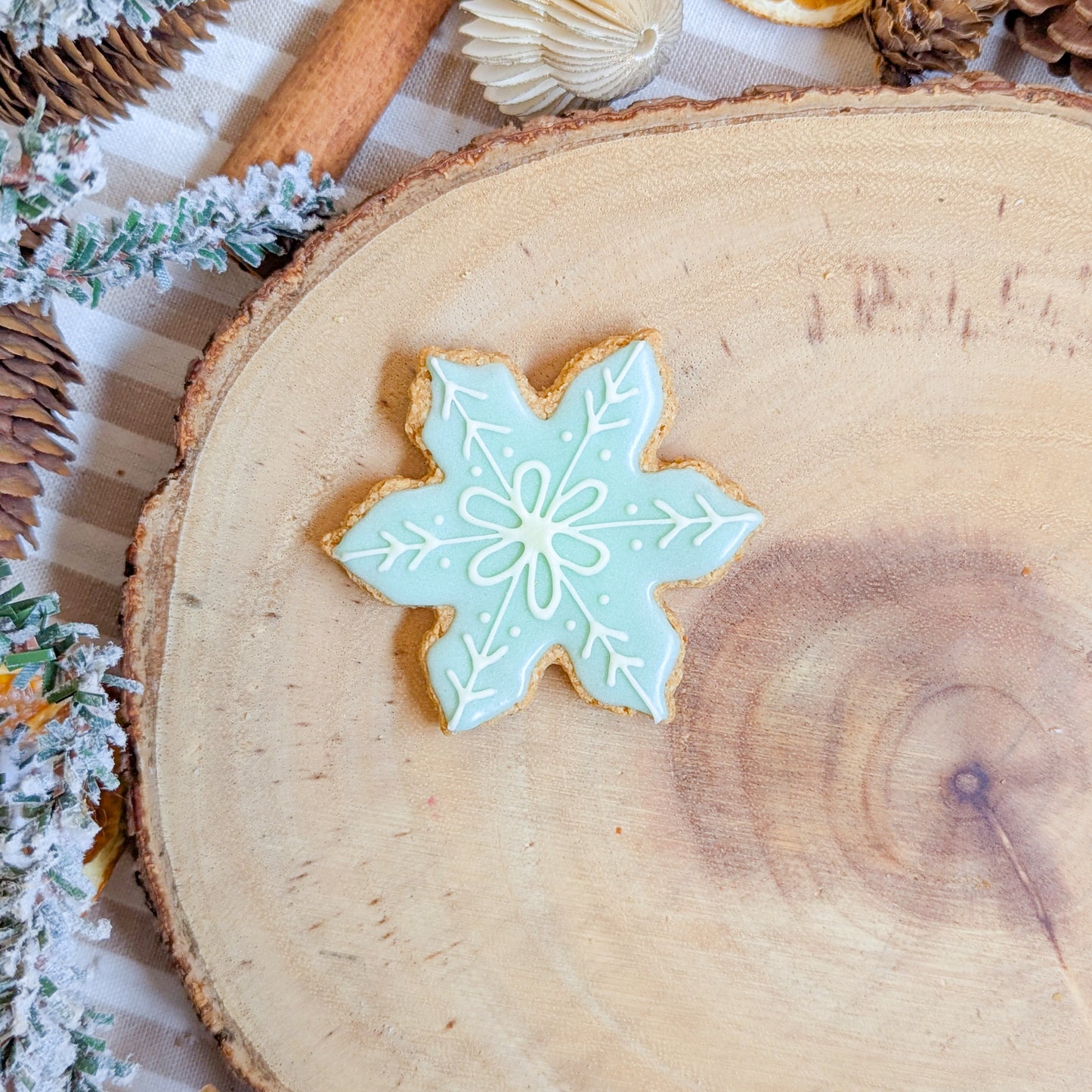 Nugget's Nibbles Biscuits | Christmas Collection