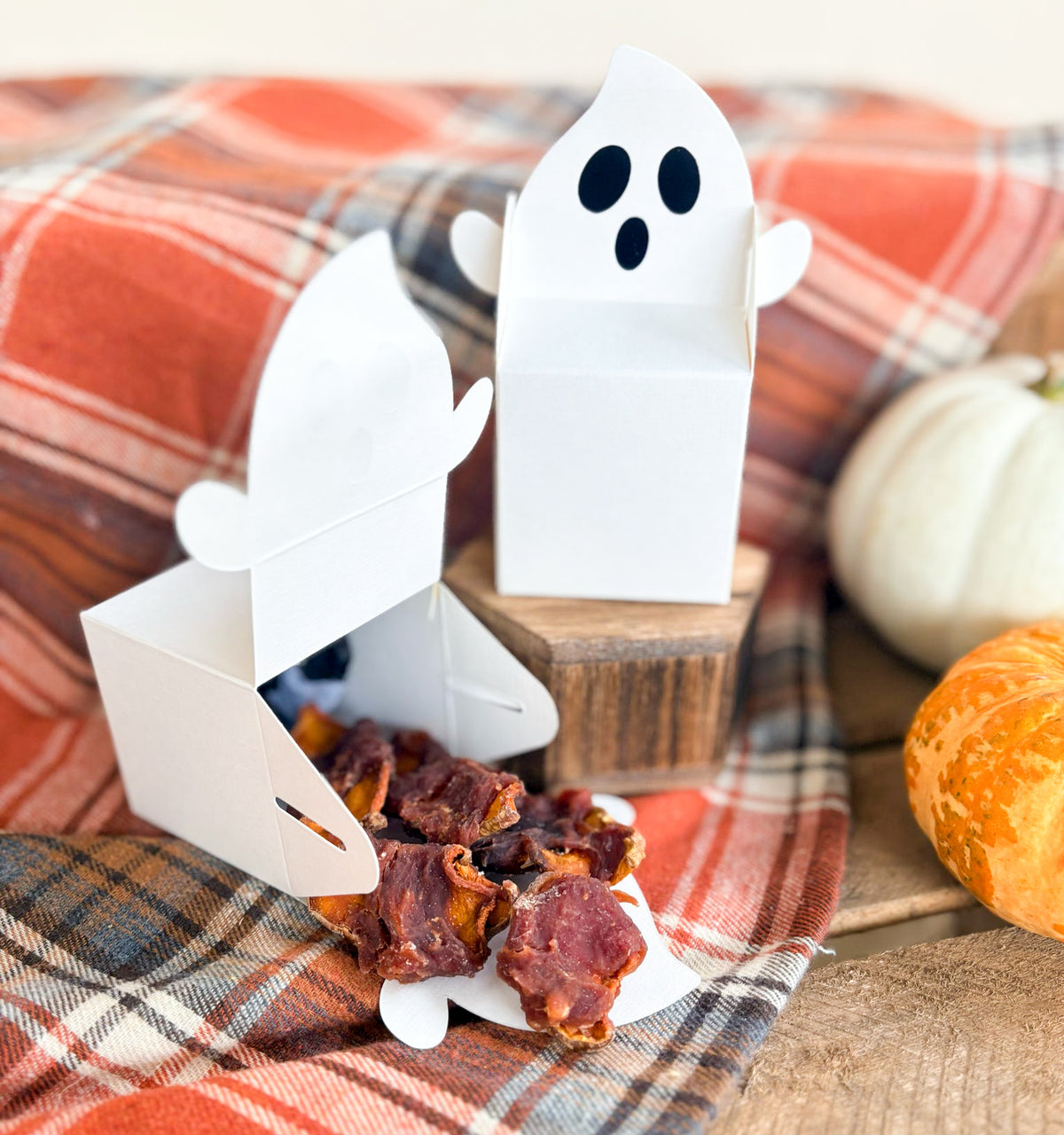 Spooky Ghost Mini Carton Filled With Duck Wrapped Pumpkin 👻🎃