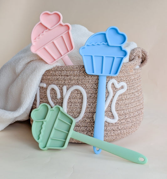 Pup Cake Lick Stick