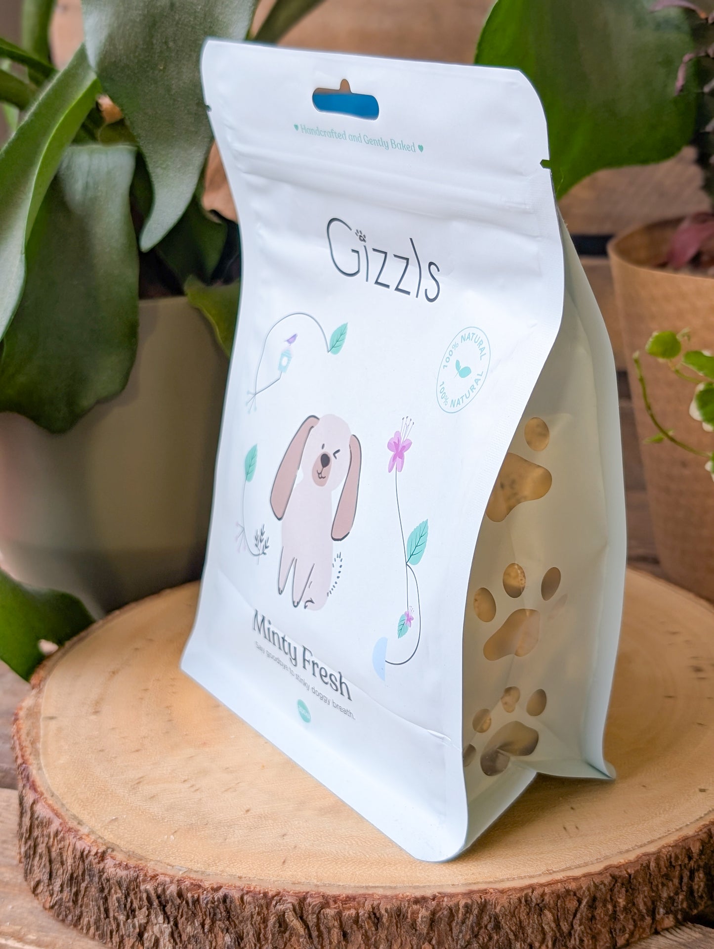 Gizzls Minty Fresh Dog Treats | Peanut Butter & Mint *NEW BIGGER SIZE