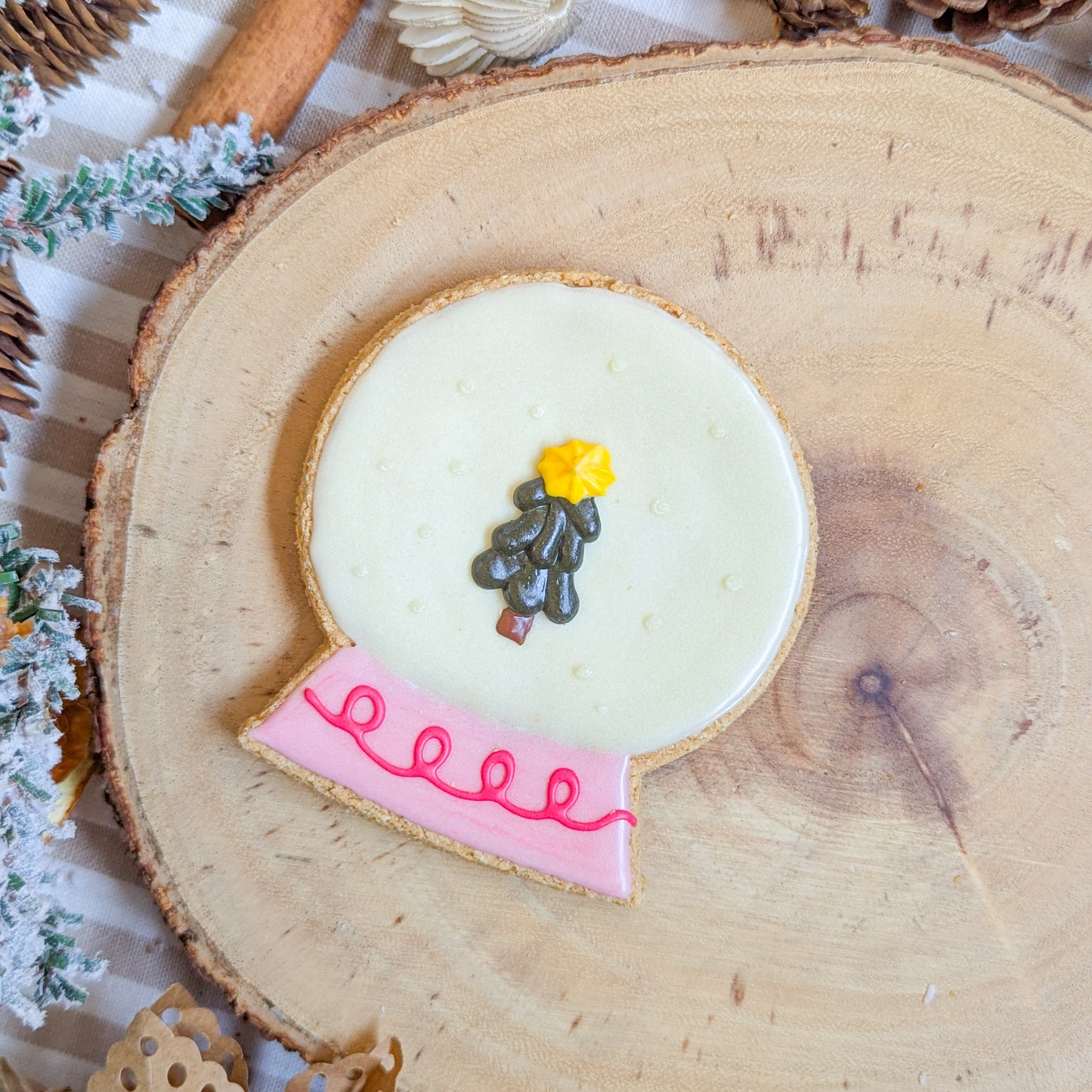 Nugget's Nibbles Biscuits | Christmas Collection