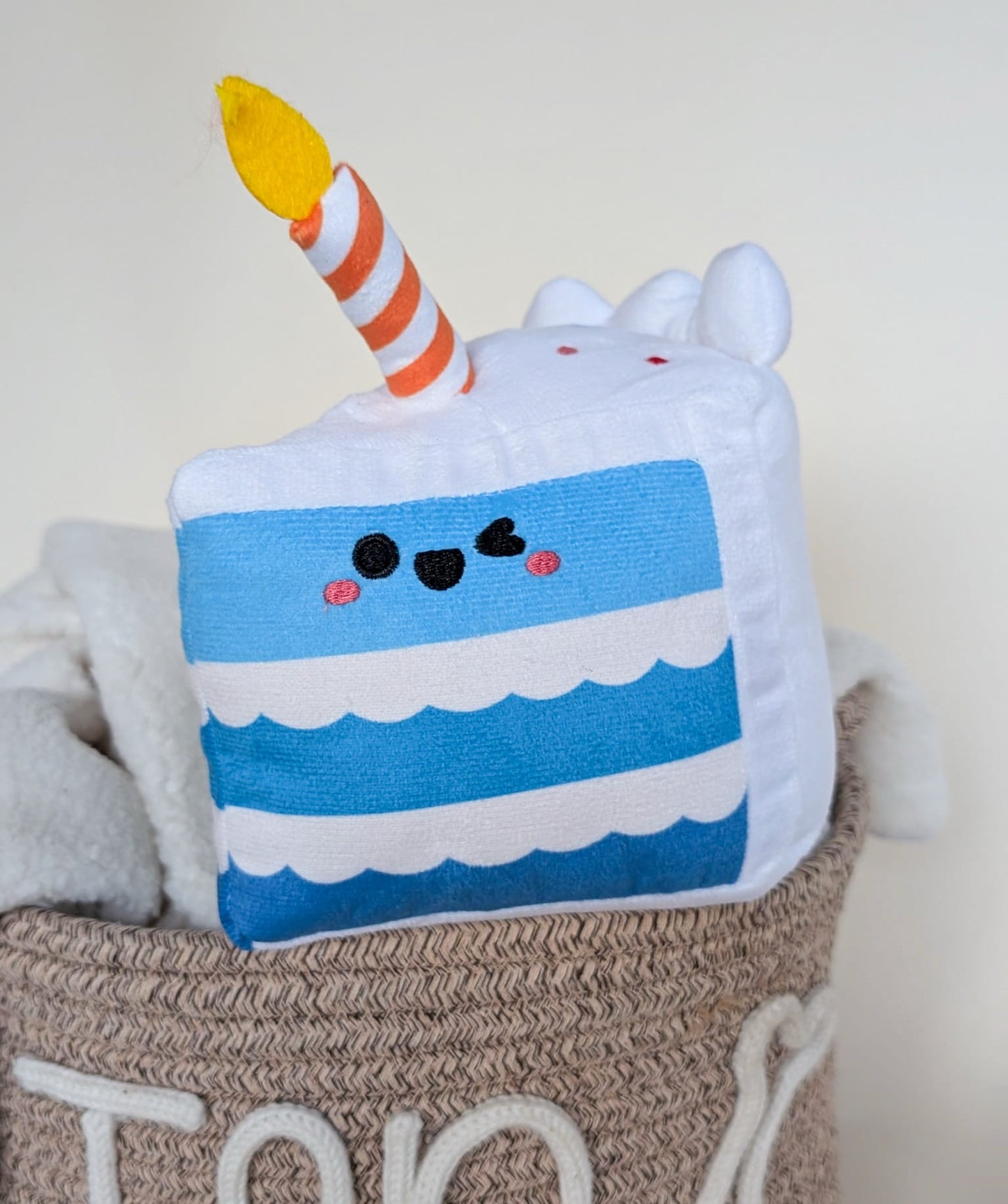 Hugsmart Yappy Birthday Cake Slice