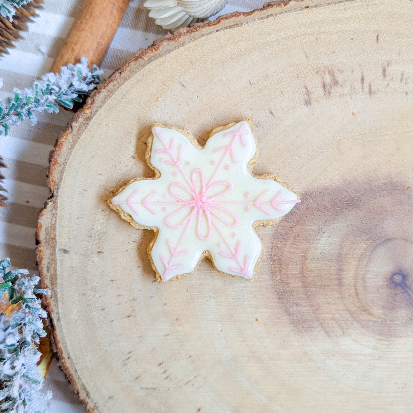 Nugget's Nibbles Biscuits | Christmas Collection