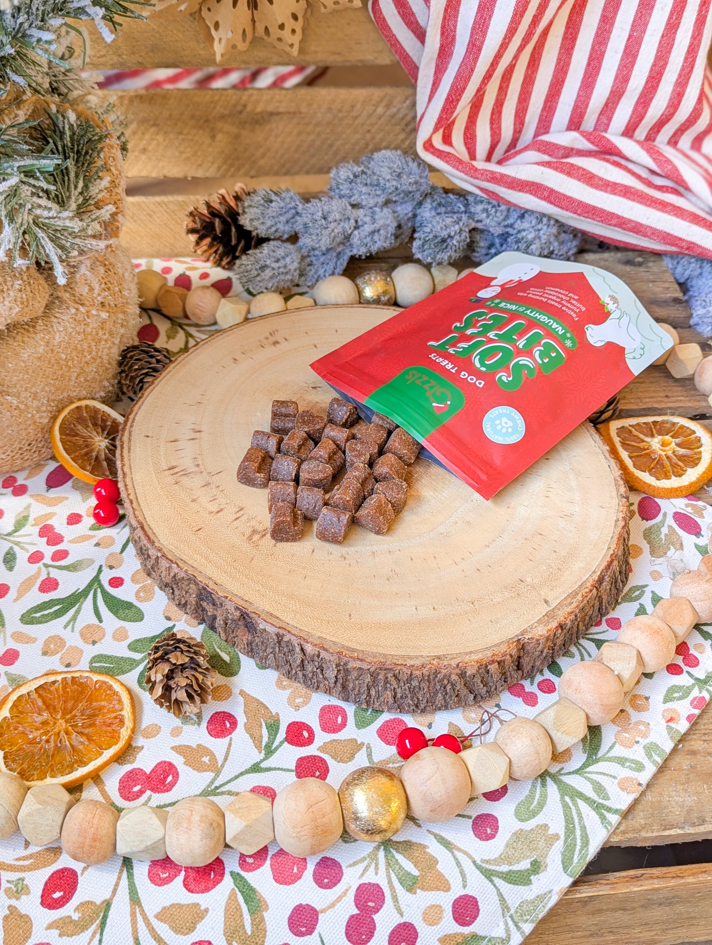 Gizzls Naughty & Nice Christmas Soft Dog Treats | Peanut Butter, Carob & Cinnamon