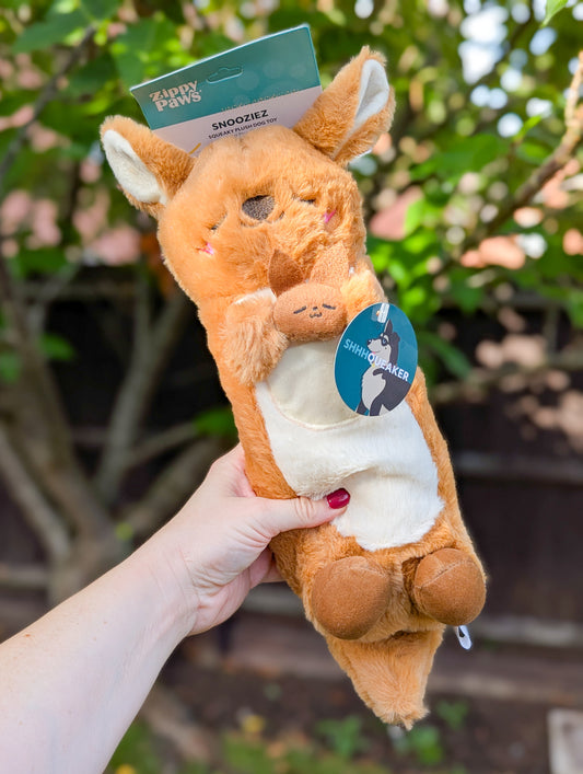 ZippyPaws Snooziez with Shhhqueaker | Kangaroo & Joey