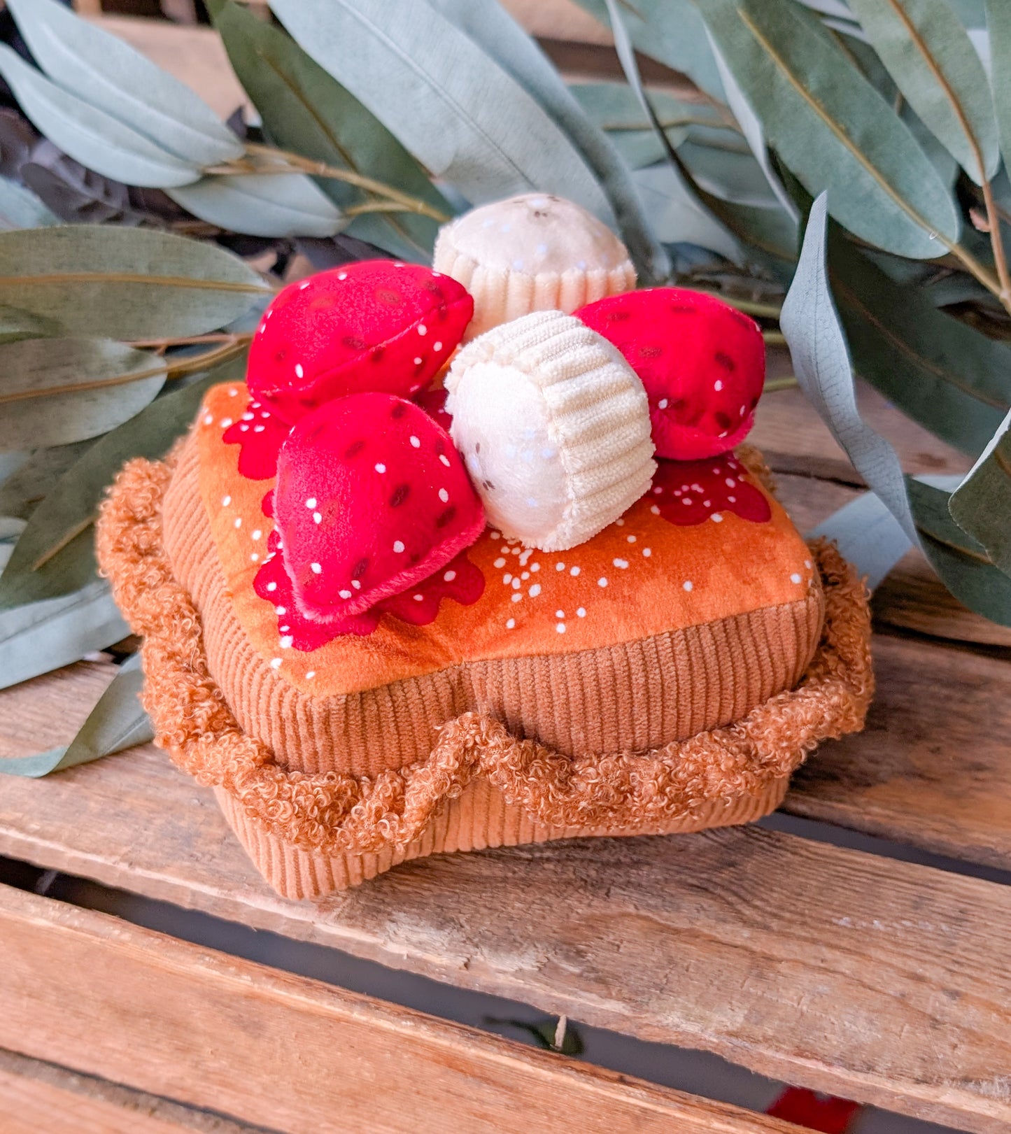 P.L.A.Y | Thick 'n Fluffy French Toast Toy